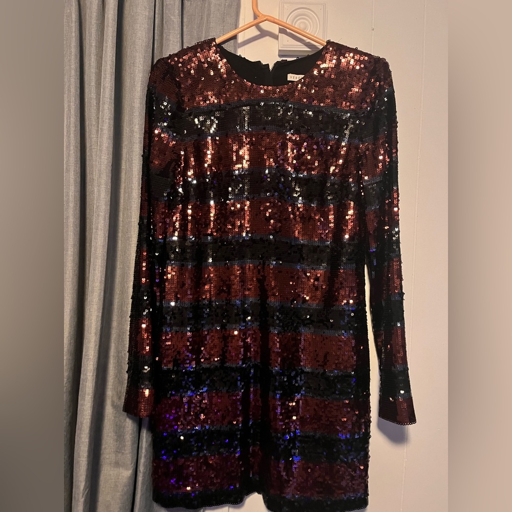 Veronica Beard sequin dress in almost condition
